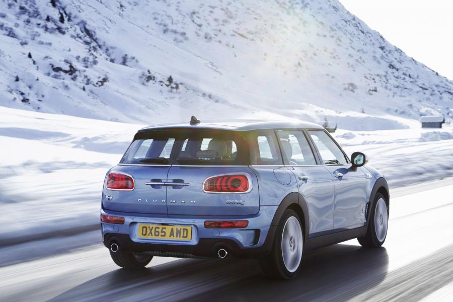  Mini Cooper S Clubman ALL4 2016 года  (фото 8 из 37)